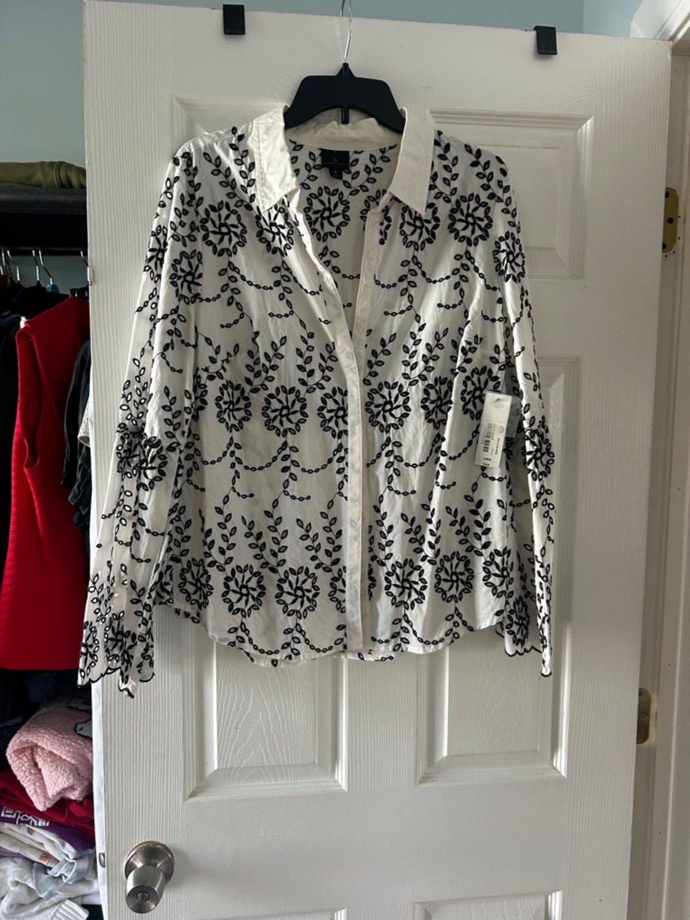 Worthington White Button-Up eyelet Shirt with Black Floral Embroidery
